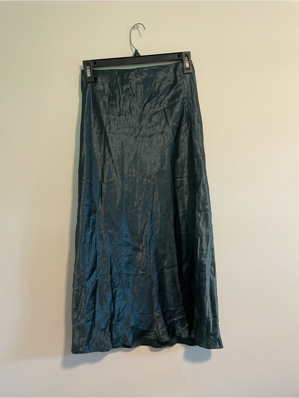 Babaton Aritzia Midi Slip Skirt in a Dark Green Size 4 - Picture 3 of 10
